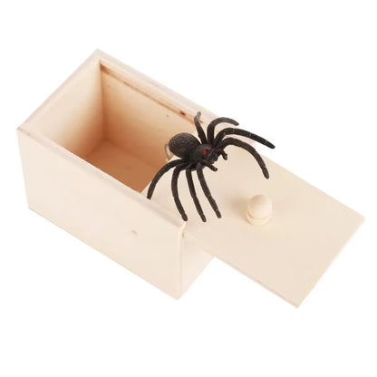 Wooden Spider Scare Prank Box – Funny Gag Toy for Friends & Coworker Reactions